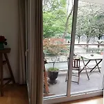 Grand Studio Avec Balcon Proche Montmartre