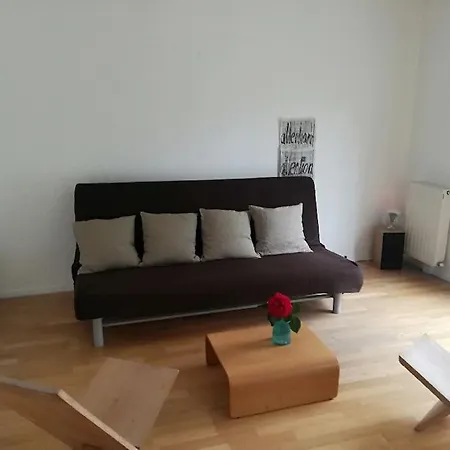 Grand Studio Avec Balcon Proche Montmartre * Parigi